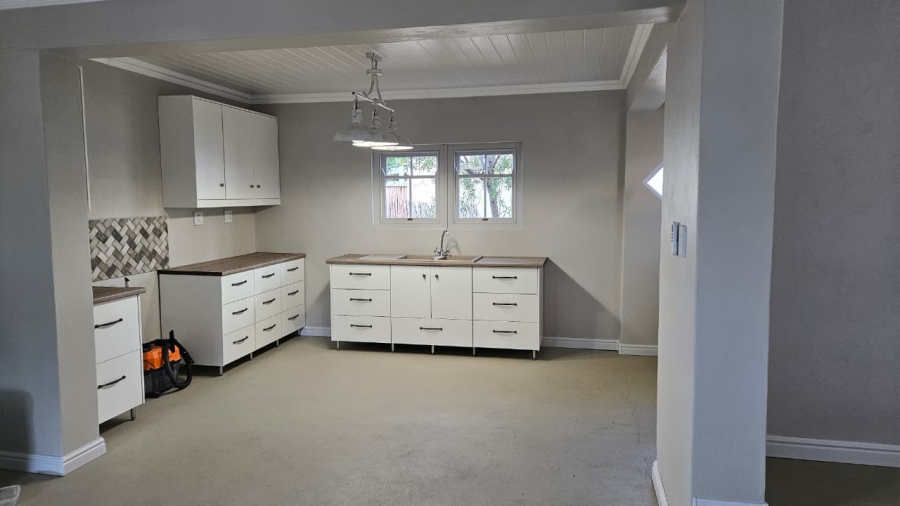5 Bedroom Property for Sale in Prince Albert Western Cape